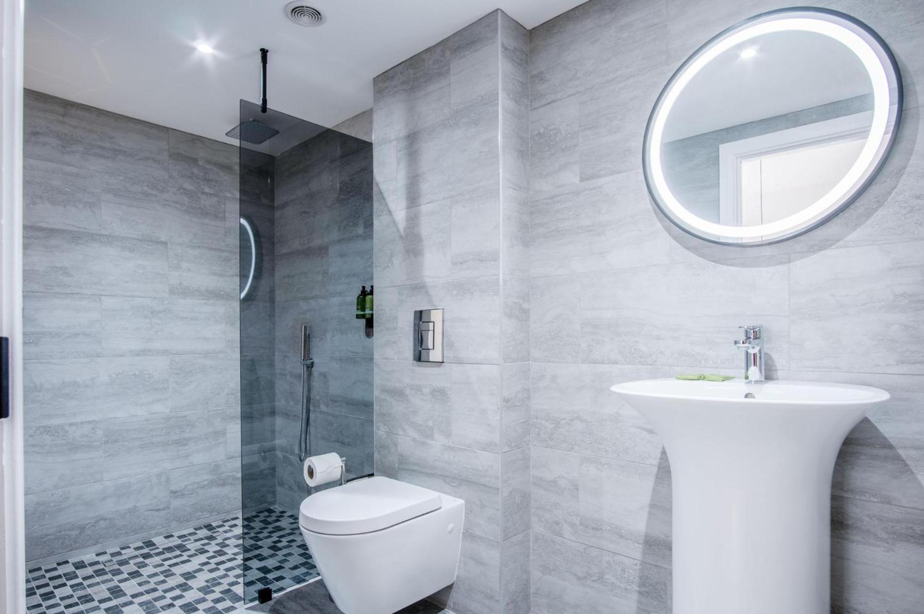 Suite 12 - Sleeping Giant Hotel - Pen Y Cae Inn Brecon Buitenkant foto