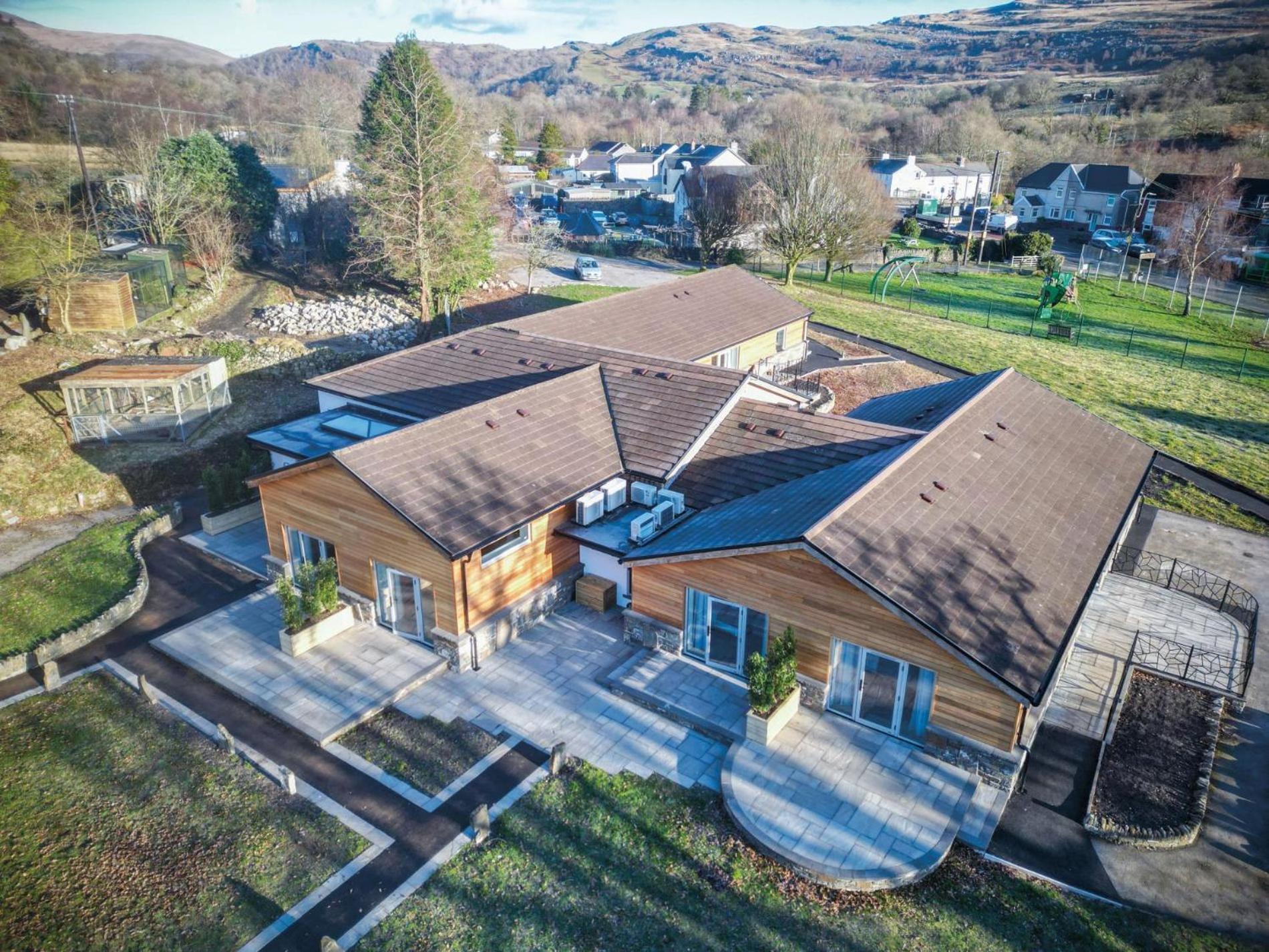 Suite 12 - Sleeping Giant Hotel - Pen Y Cae Inn Brecon Buitenkant foto